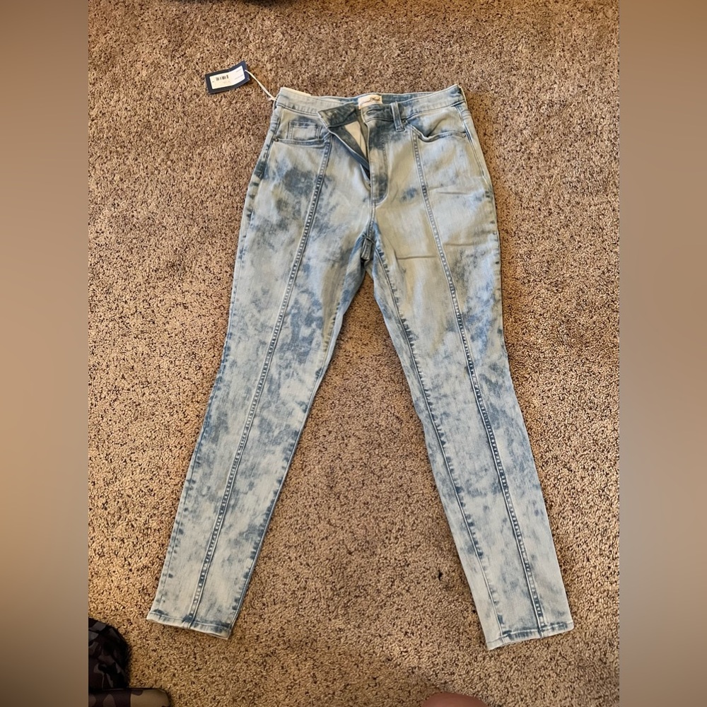 NWT stone washed skinny jeans